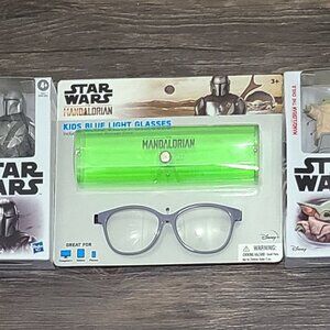Bundle Star Wars Mandalorian Blue Light Glasses Plus Action Figures